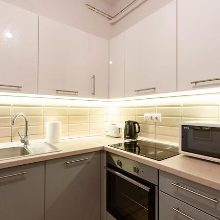 Central Seven Erzsebet Krt Budapest Exterior photo